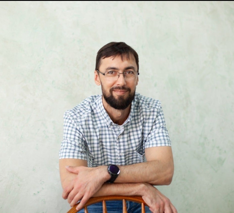 Бабаджанов Роман Юрьевич