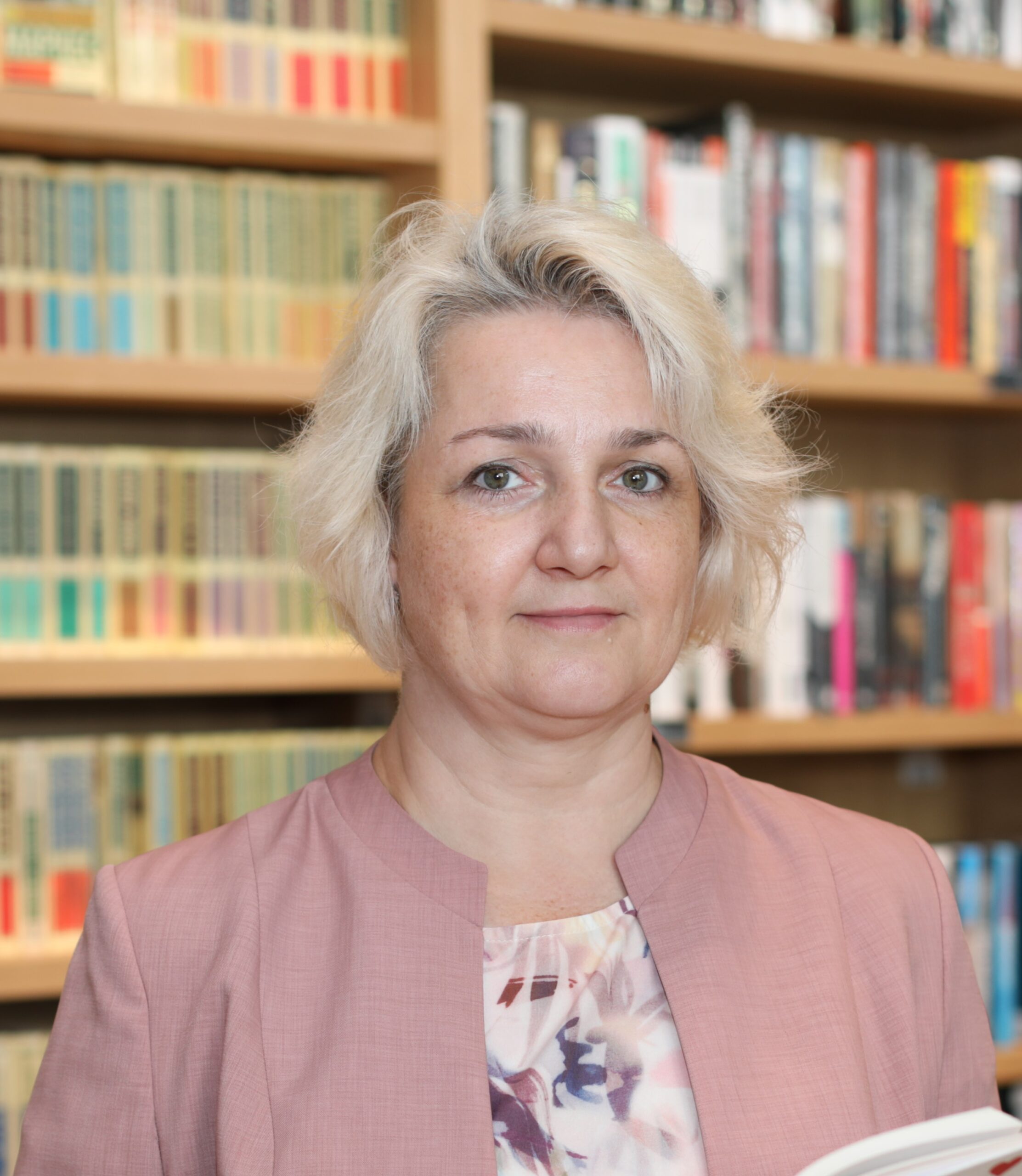 Попова Оксана Васильевна